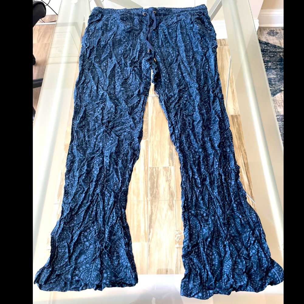 H&M - Lightweight Relaxed Lounge Pants - 12